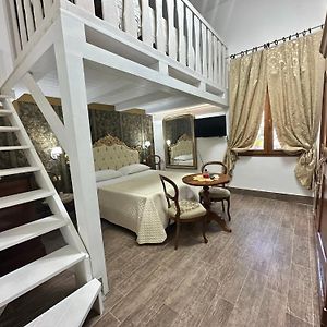 Piccola Suite